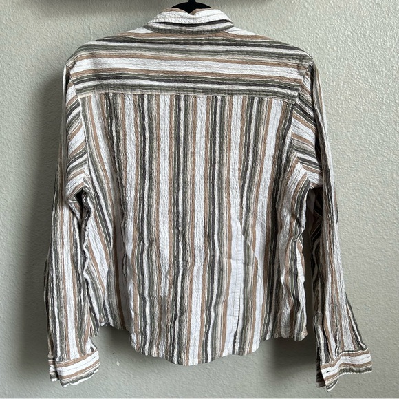 Columbia Button Up Blouse Womens XL Striped Green Tan Long Sleeve Crinkle Crepe - Picture 5 of 5